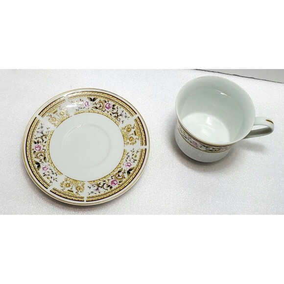 Wallace Heritage Daphne Tea Cup & SaucerFloral Gold Trim Porcelain Japan - Picture 8 of 13